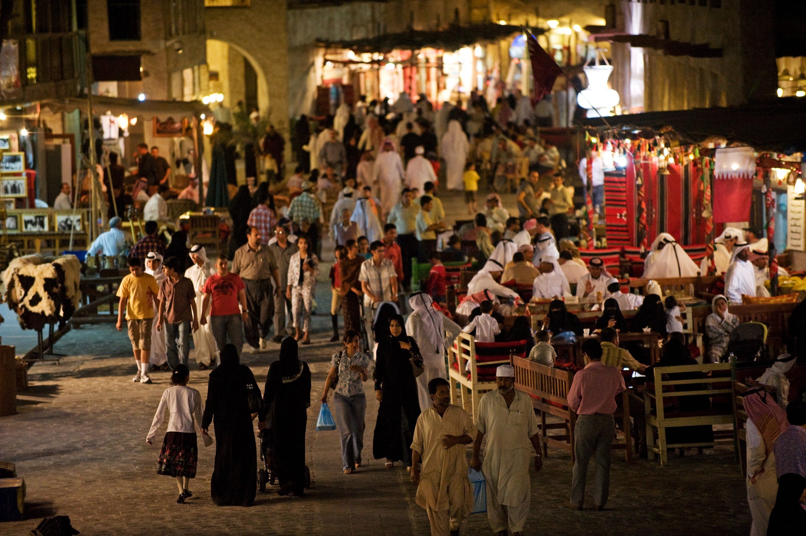 First-Time Doha Guide: Souqs, Skyscrapers, and Islamic Art for the Perfect Stopover
