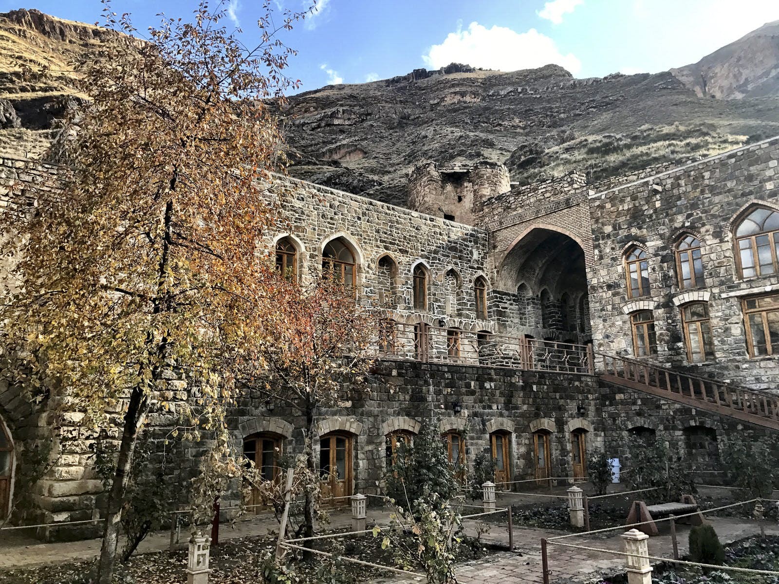 Exploring Western Iran s Ancient Wonders: UNESCO Sites and Historic Treasures
