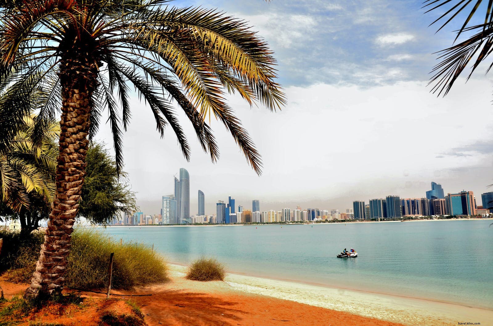 How to Live Like a Local in Abu Dhabi: Insider Tips from a Longtime Resident