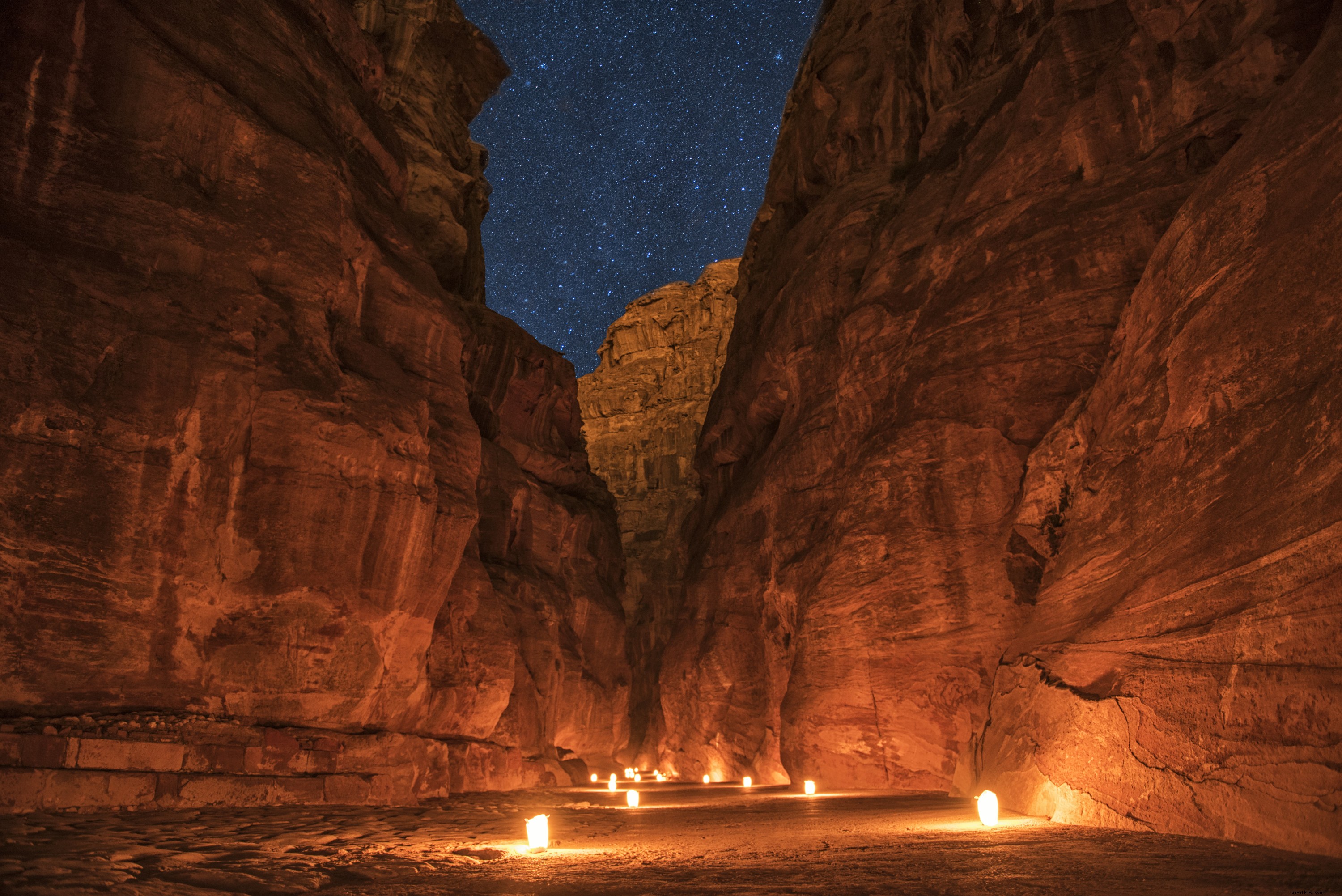 Timeless Nights: Stunning Night Photography of the Middle East by Daniele Cagnazzo