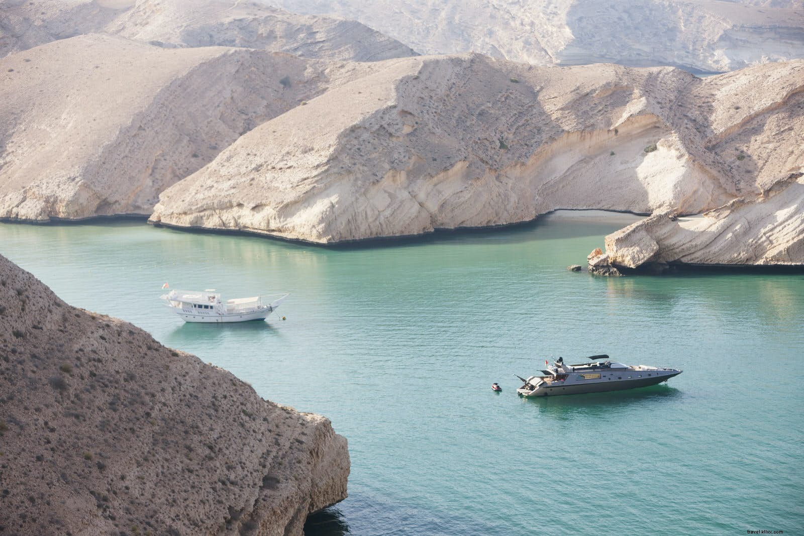 First-Time Guide to Muscat, Oman: Seas, Souks, and Timeless Serenity