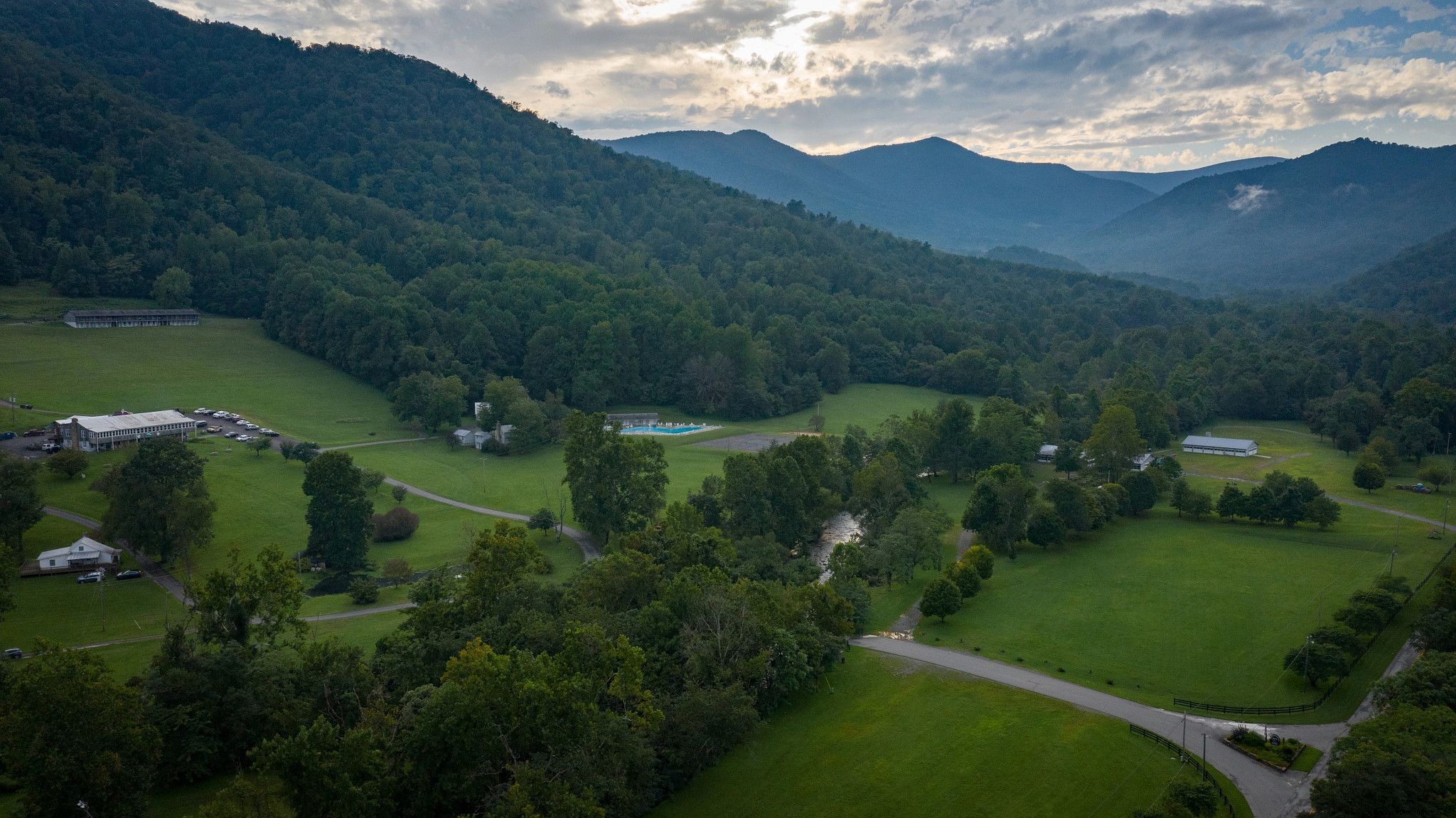 WanderLove: Your Ultimate Scenic Road Trip Guide to Madison County, Virginia