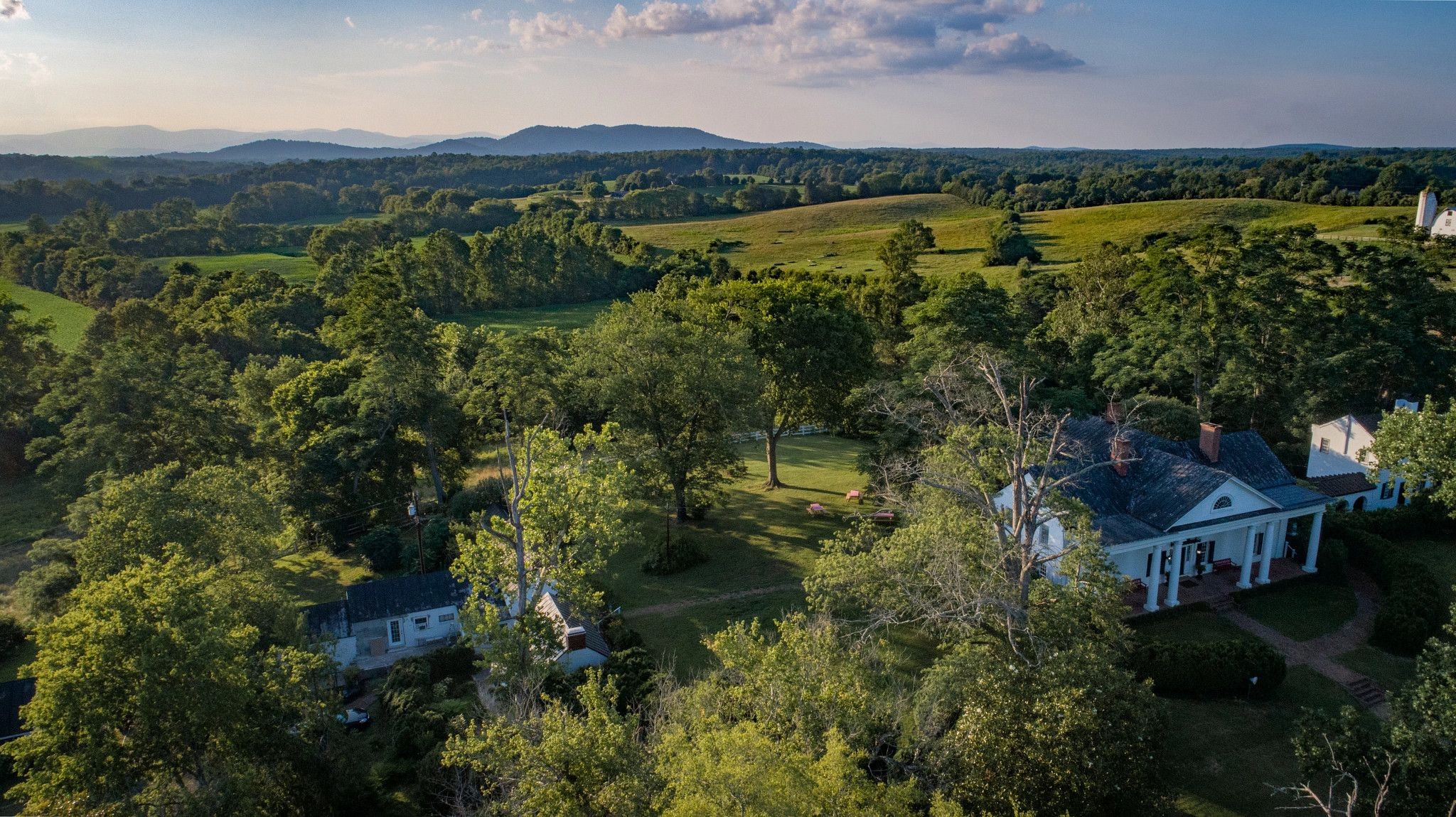 WanderLove: Your Ultimate Scenic Road Trip Guide to Madison County, Virginia