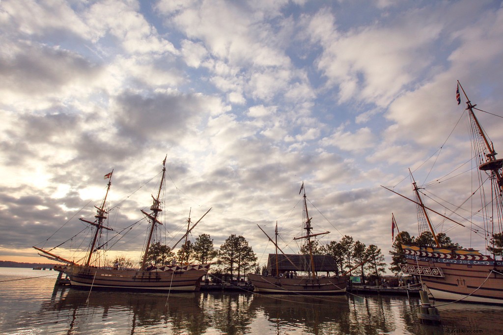 WanderLove: Ultimate Road Trip Guide from Williamsburg to Norfolk, Virginia