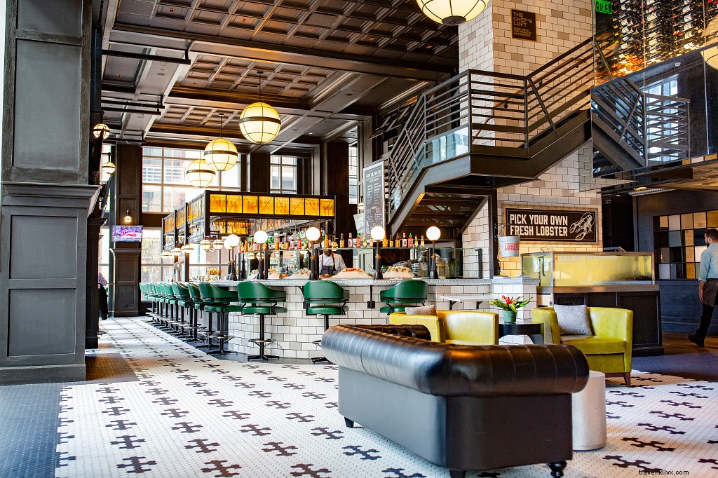 WanderLove: Ultimate Road Trip Guide from Williamsburg to Norfolk, Virginia