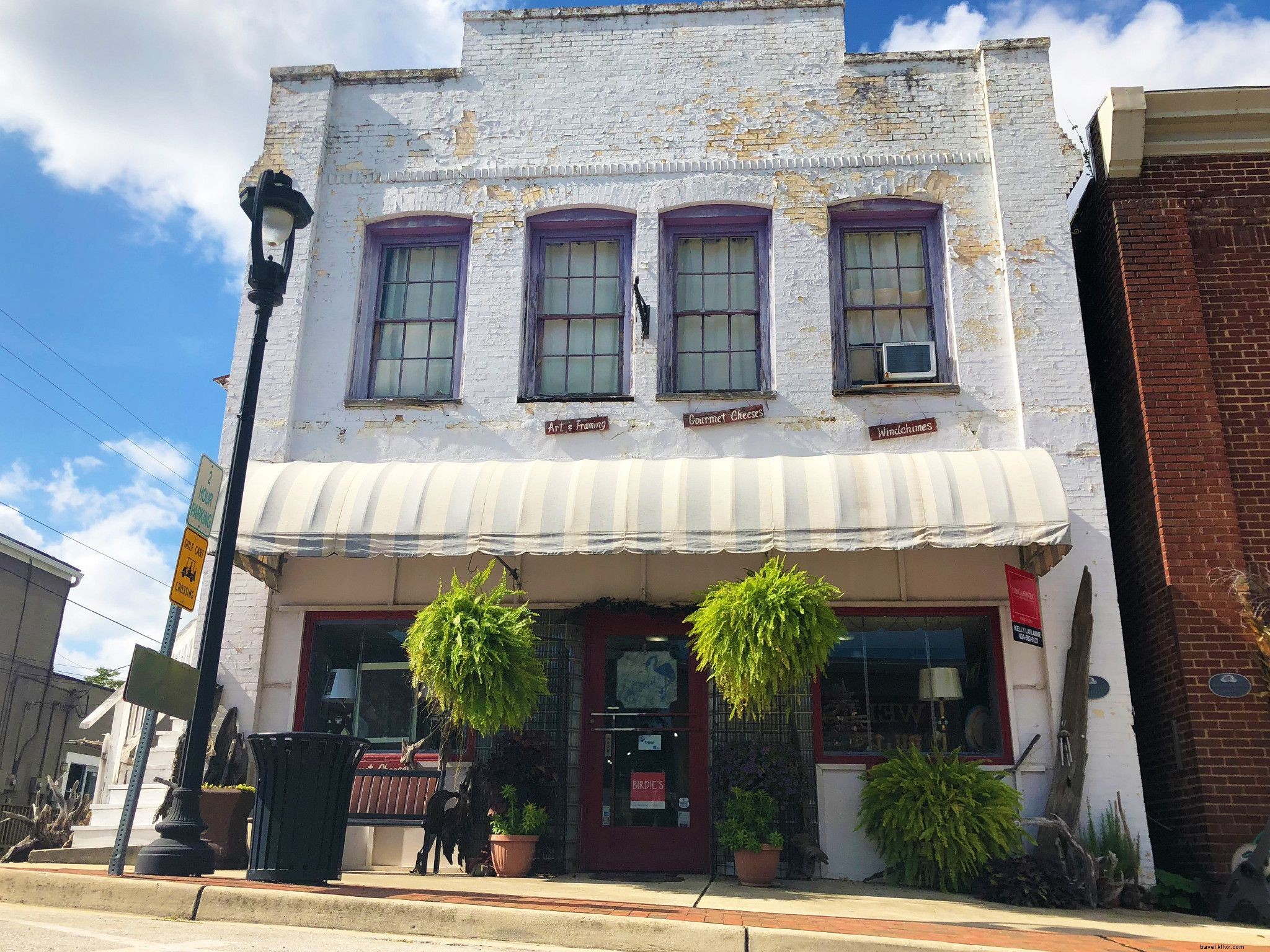 WanderLove: Ultimate Road Trip Guide from Richmond to Danville via Farmville and Clarksville