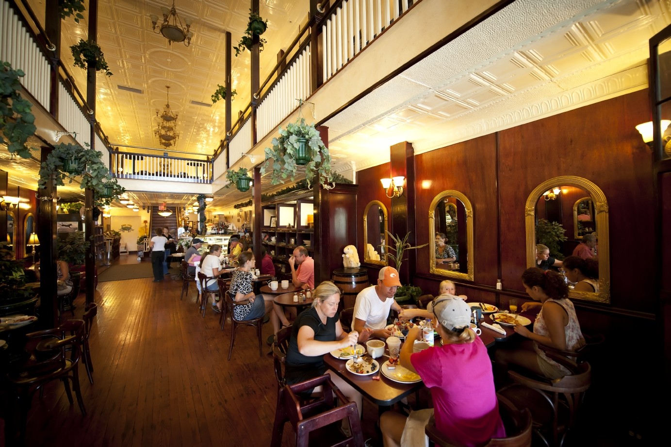 Ultimate Weekend Getaway: Virginia s Eastern Shore Itinerary with Kayaks, Wineries & Sunsets