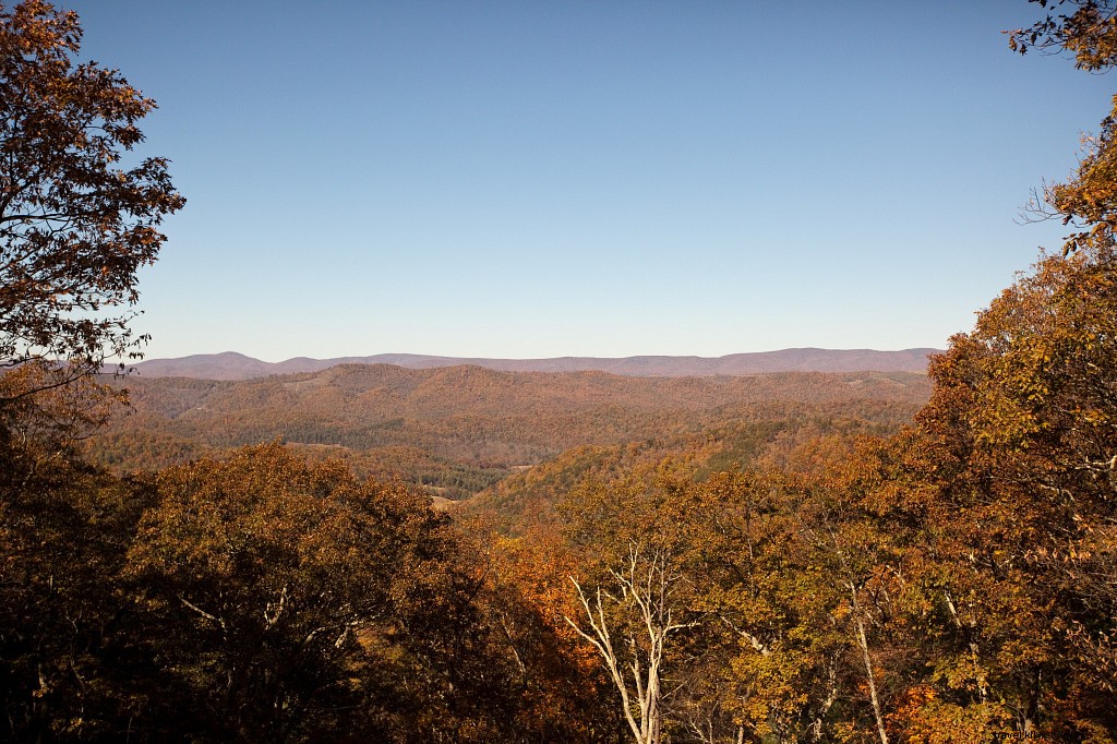 Hidden Fall Gems in Virginia: Off-the-Beaten-Path Adventures Amid Autumn Foliage