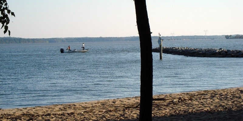 10 Premier Waterfront Sports Venues in Virginia for Your Next Event