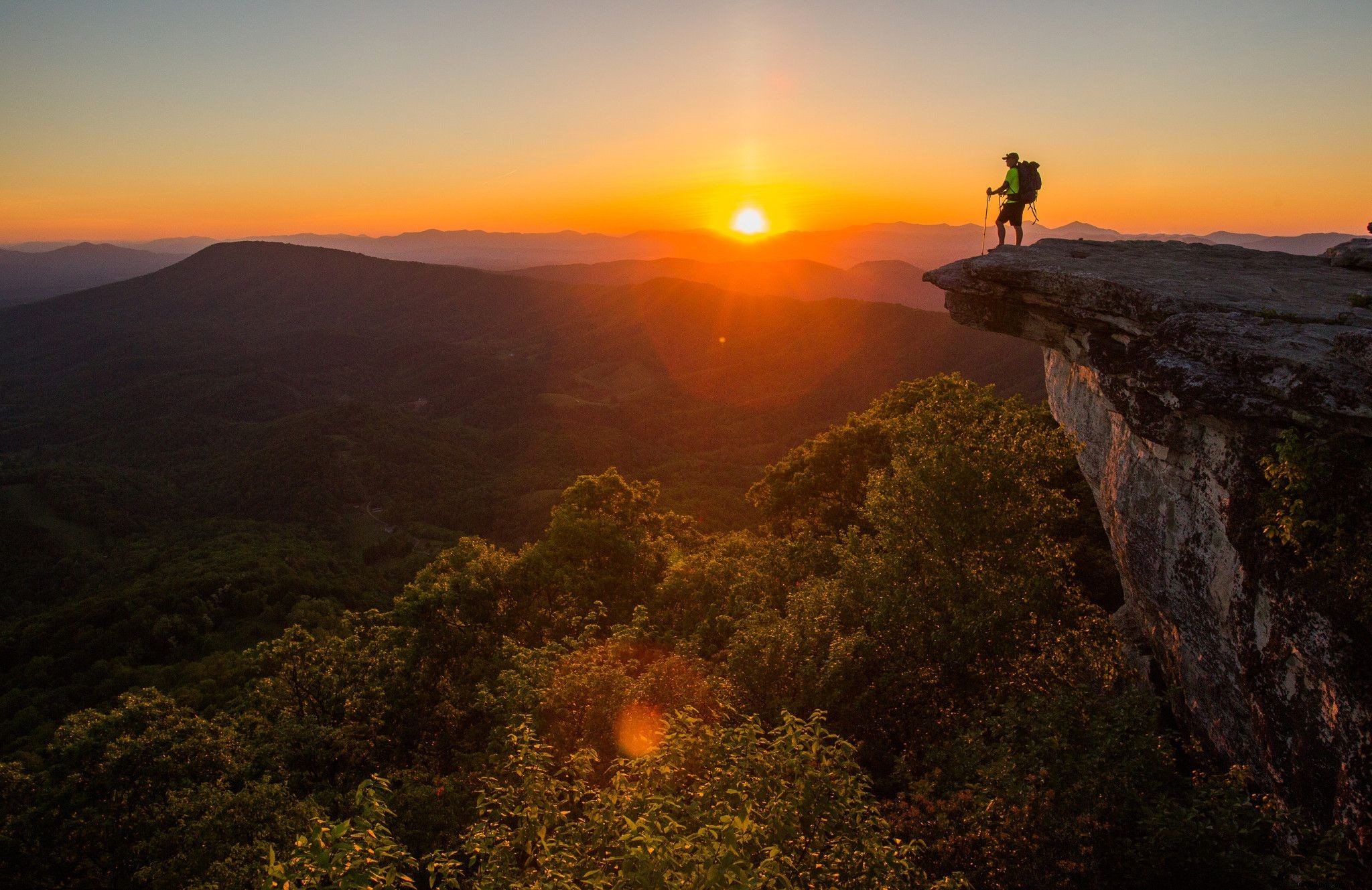 Top Virginia Hiking Trails for Spectacular Sunrises: Beat the Heat with Dawn Adventures