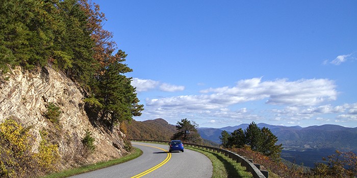 Ultimate Fall Foliage Road Trip: Skyline Drive and Blue Ridge Parkway in Virginia