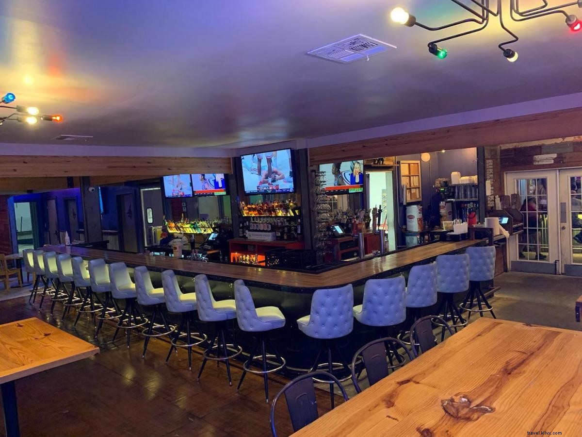 Rikenjaks  Triumph Over Adversity: Frankie Randazzo s Story of Resilience After Hurricane Laura