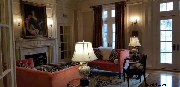 Discover Timeless Luxury and Southern Hospitality at Della Belle Bed & Breakfast