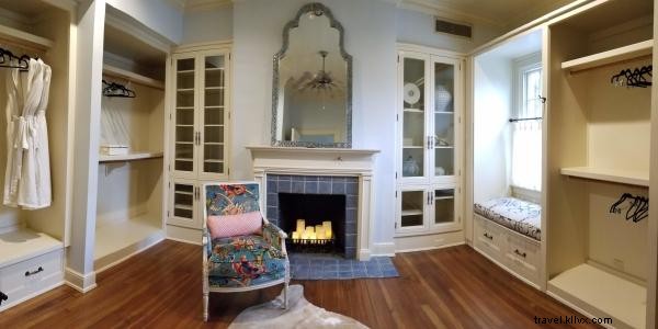 Discover Timeless Luxury and Southern Hospitality at Della Belle Bed & Breakfast