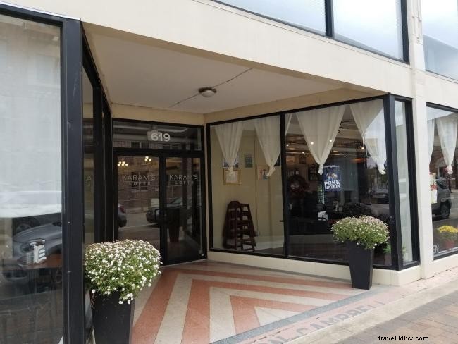 Common Grounds Coffee House: Lake Charles  Family-Owned Gem with Uncommon Charm