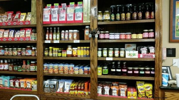 Top 9 Authentic Souvenir Shops in Southwest Louisiana for Summer Travelers