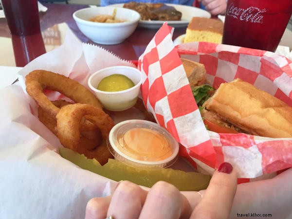 Mama Reta’s Kitchen: Authentic Southern Hospitality That Feels Like Family