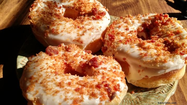 8 Bold Ways to Become an Adventurous Eater in Lake Charles