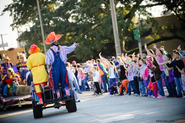 Mardi Gras in Lake Charles 2016: Family-Friendly Parades, Events & Full Schedule
