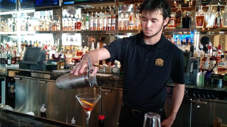 Autumn Delights: Award-Winning Cuisine, Signature Cocktails & Stunning Views at The Country Club at Golden Nugget