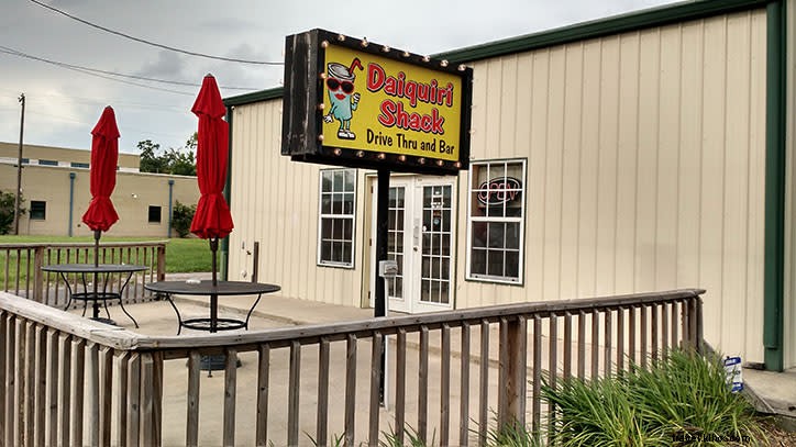 Top 5 Drive-Thru Frozen Daiquiri Shops in Lake Charles, LA: Sip from Your Car – No Blender Needed