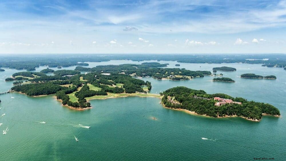 24 Most Beautiful Places to Visit in Georgia: Scenic Wonders and Hidden Gems