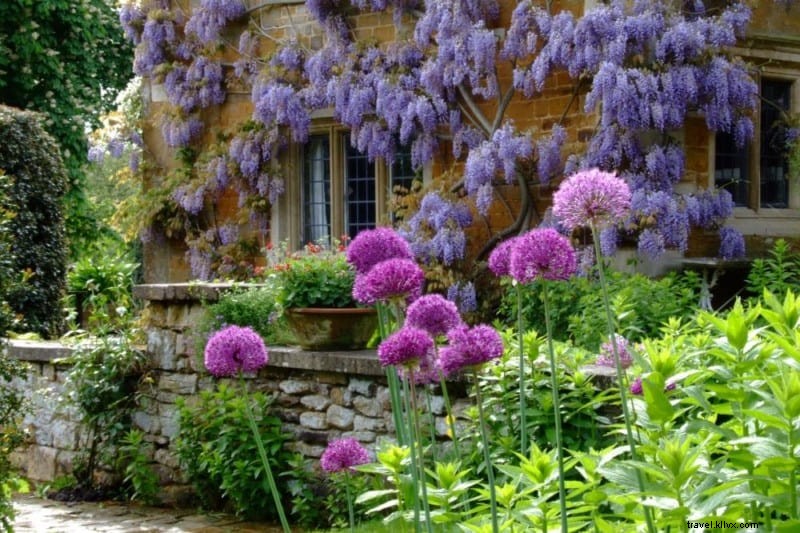 16 Stunning Places to Visit in Northamptonshire: Gems of the Rose of the Shires