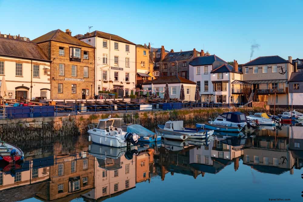 Top 22 Most Beautiful Beach Resorts in the UK for Unforgettable Staycations