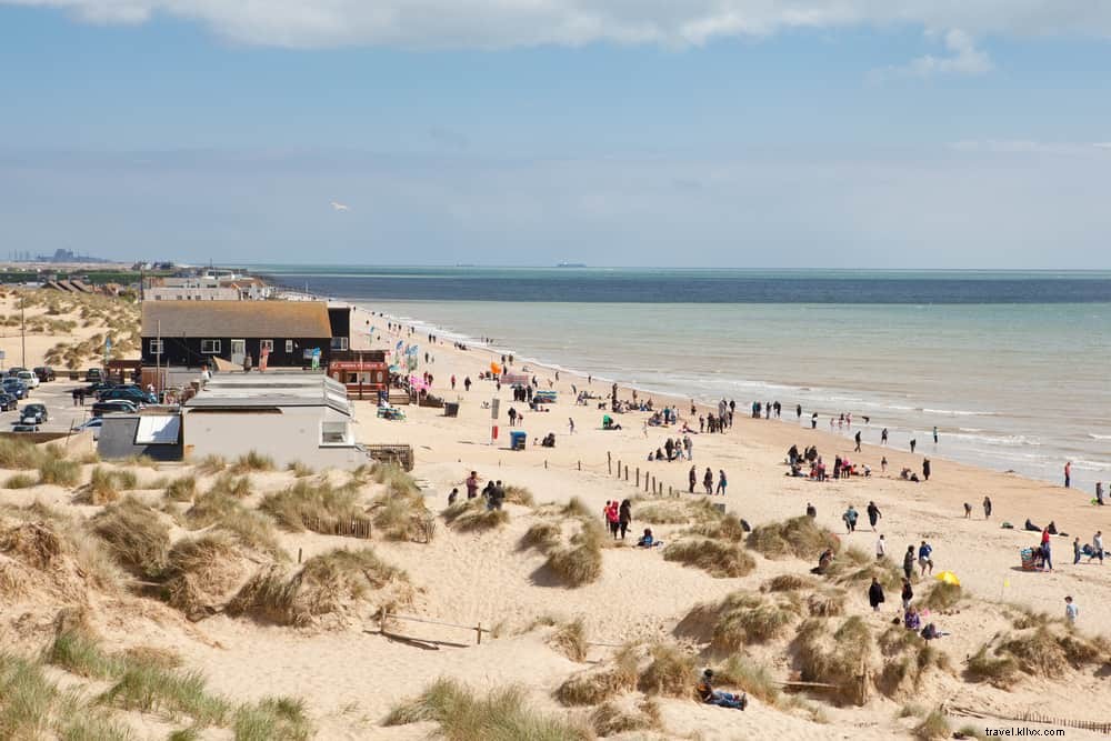 Top 22 Most Beautiful Beach Resorts in the UK for Unforgettable Staycations
