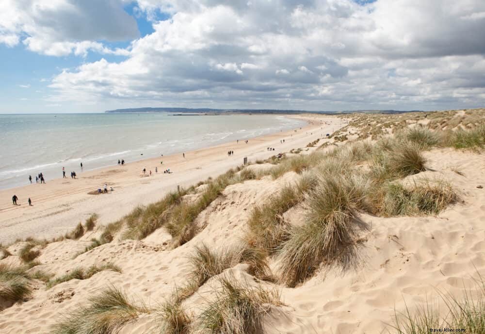Top 22 Most Beautiful Beach Resorts in the UK for Unforgettable Staycations
