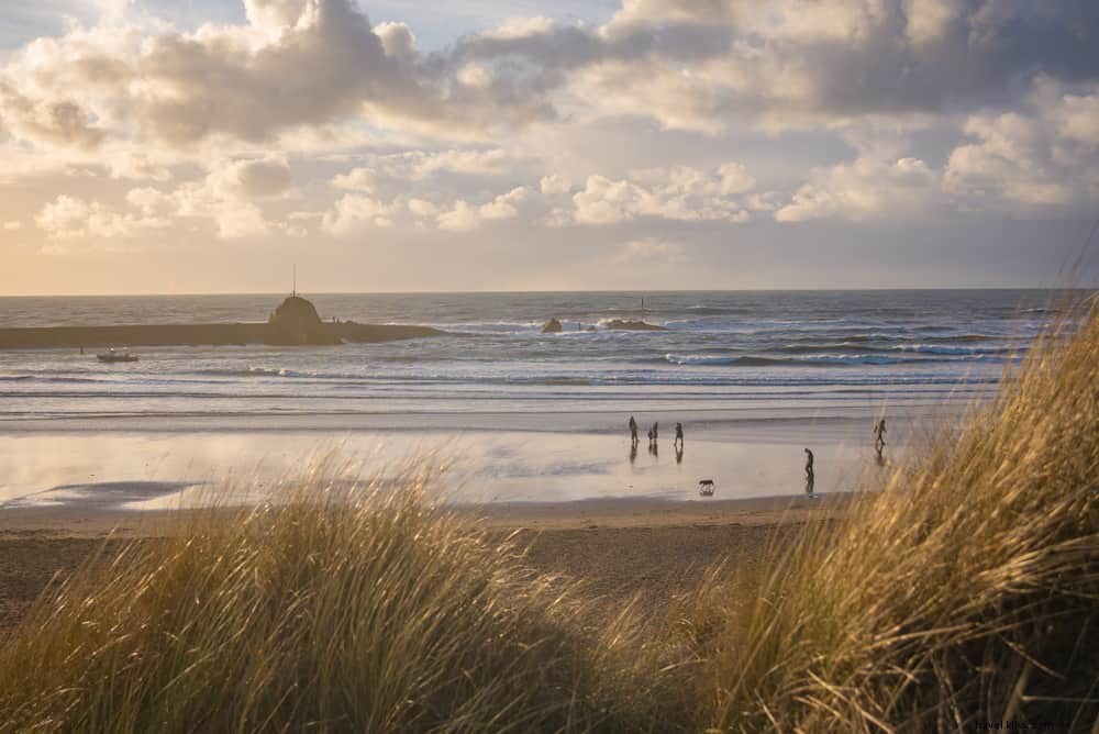 Top 22 Most Beautiful Beach Resorts in the UK for Unforgettable Staycations