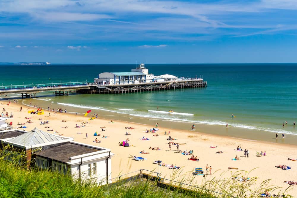 Top 22 Most Beautiful Beach Resorts in the UK for Unforgettable Staycations