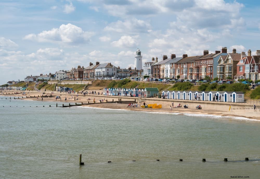 Top 22 Most Beautiful Beach Resorts in the UK for Unforgettable Staycations