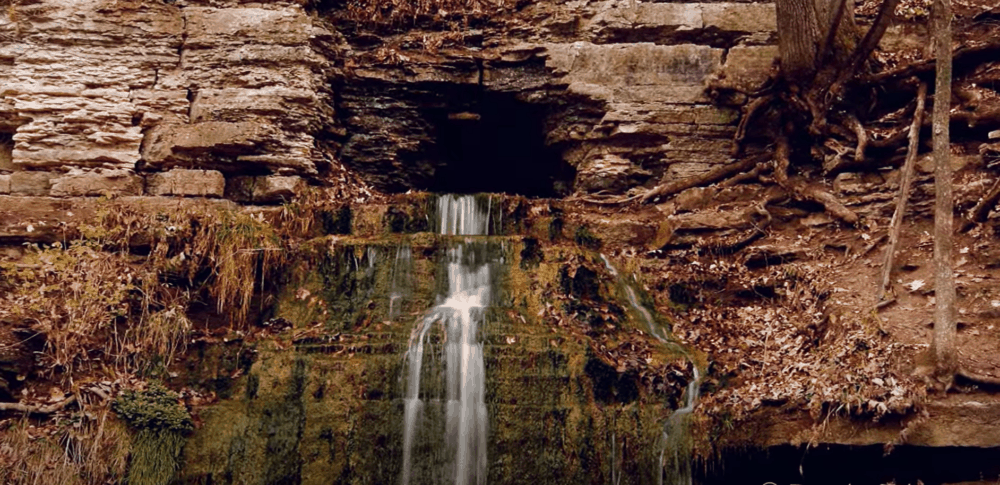 16 Stunning Places to Visit in Iowa: Natural Wonders and Historic Gems