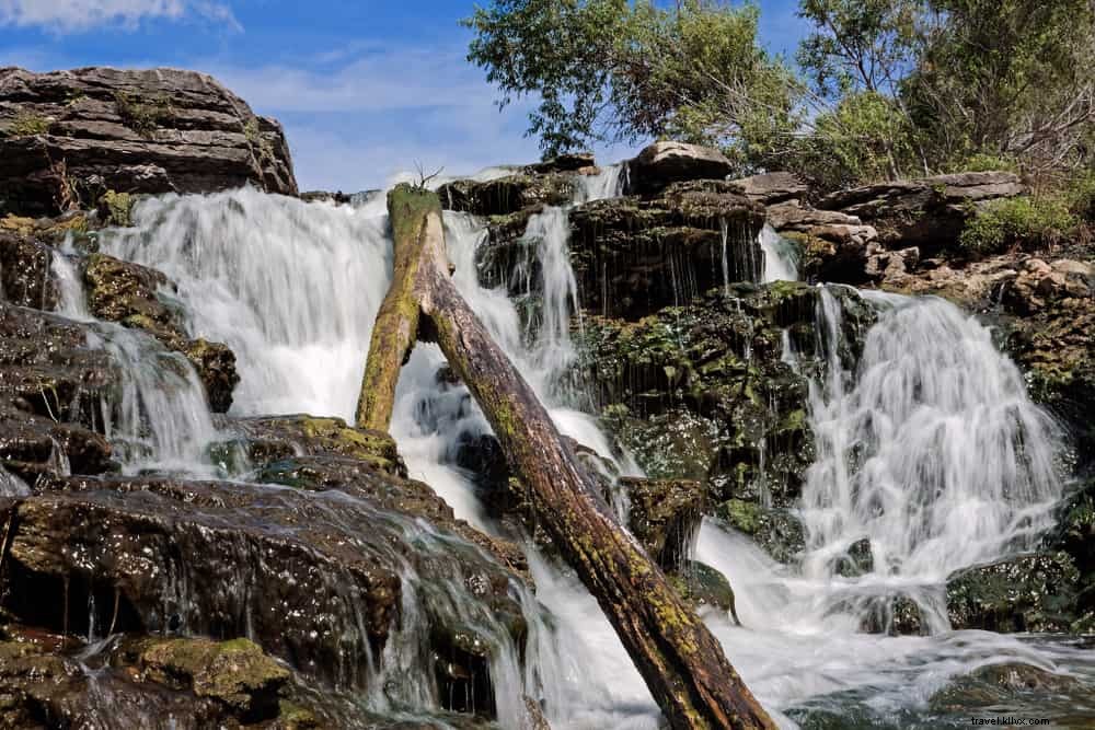 16 Stunning Places to Visit in Iowa: Natural Wonders and Historic Gems