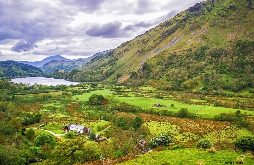 22 of the Most Beautiful Places to Visit in Wales: Scenic Wonders Await