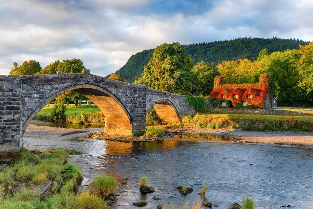 22 of the Most Beautiful Places to Visit in Wales: Scenic Wonders Await