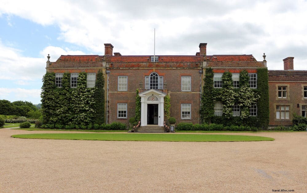 Top 15 Most Beautiful Places to Visit in Hampshire, UK