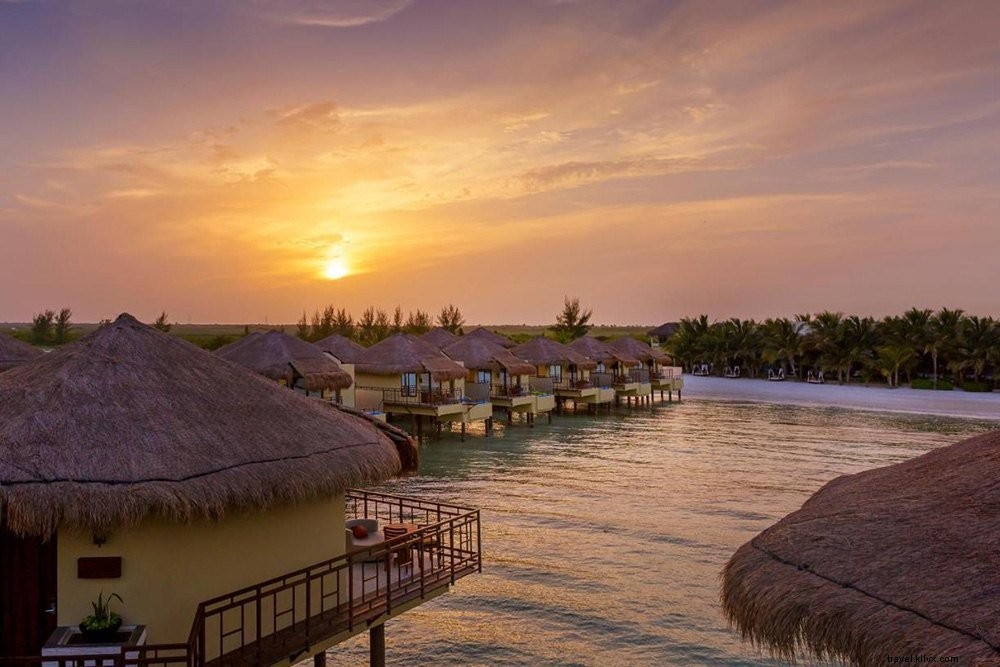 Top Overwater Bungalows Near the USA: Luxurious Escapes in Jamaica, Mexico, Belize & More