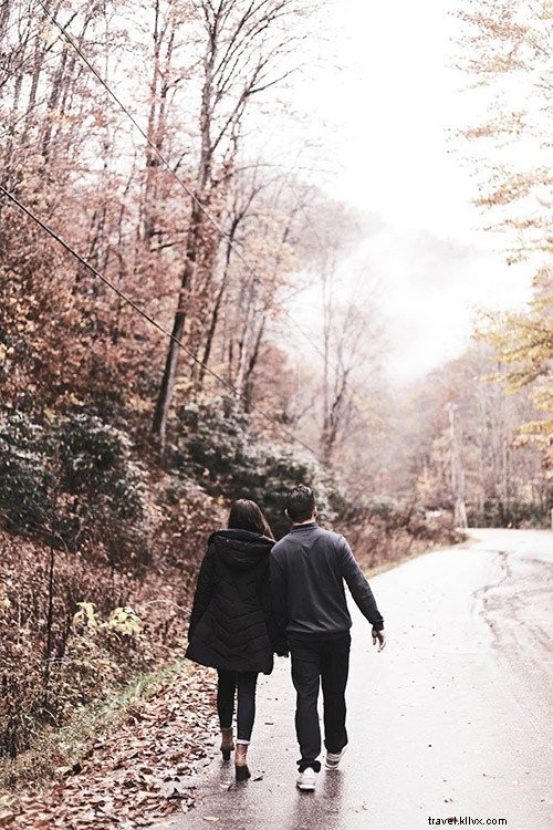 How to Personalize a Custom Ring with Cherished Travel Memories: A Step-by-Step Guide