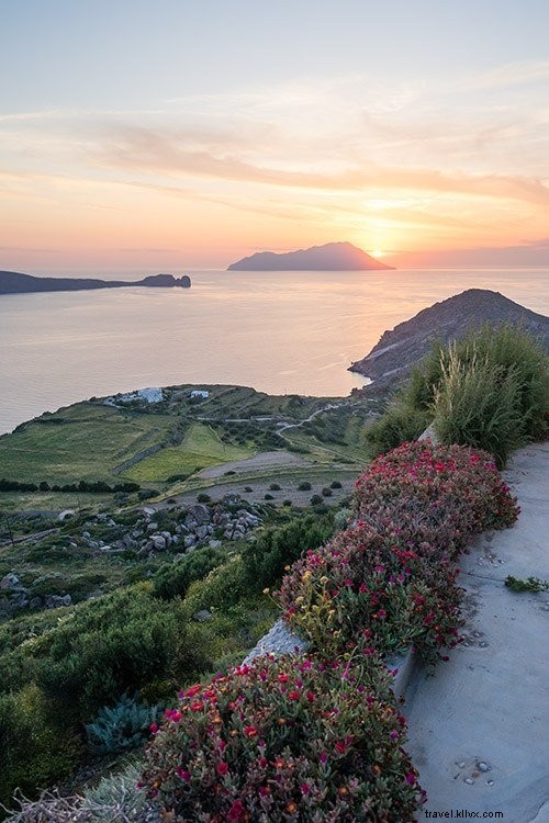 Ultimate Milos, Greece Travel Guide: Best Time to Visit, Where to Stay, Top Attractions & Packing Tips