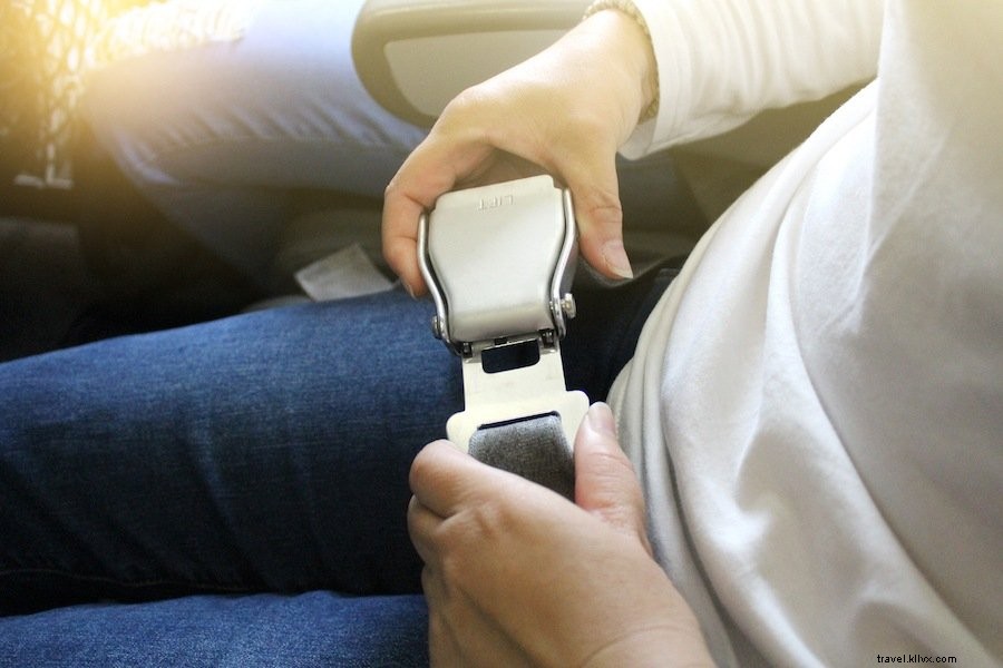 How to Protect Yourself from Coronavirus While Traveling: Expert Tips and Precautions