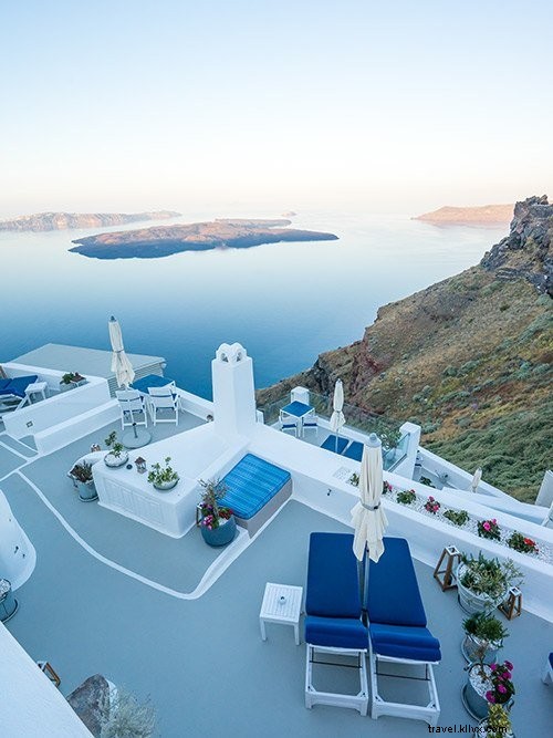 Oia vs. Imerovigli: Where to Stay in Santorini for Unforgettable Caldera Views