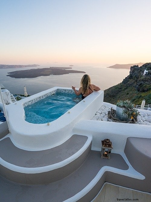 Oia vs. Imerovigli: Where to Stay in Santorini for Unforgettable Caldera Views