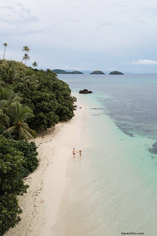 17-Day South Pacific Cruise with Holland America: An Insider s Guide to MS Maasdam