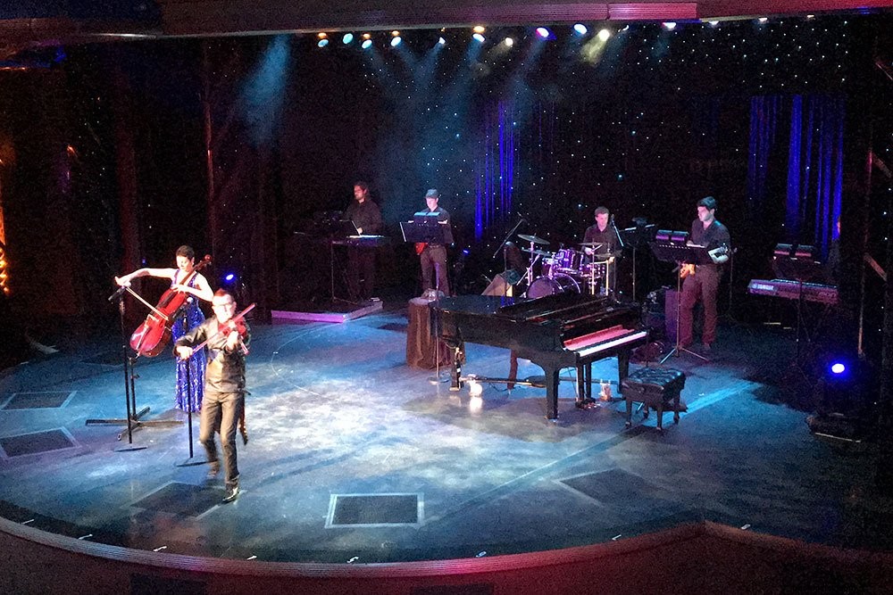 17-Day South Pacific Cruise with Holland America: An Insider s Guide to MS Maasdam