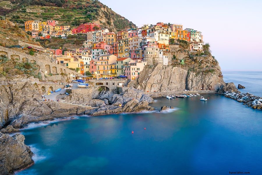 Best Camera Lenses for Travel Photography: 2024 Buyer s Guide for Canon, Sony, Fuji & Nikon