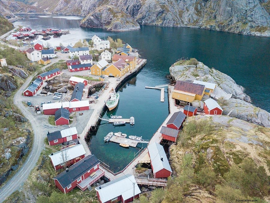 Ultimate Lofoten Islands Travel Guide: Essential Tips, Stays & Must-See Spots
