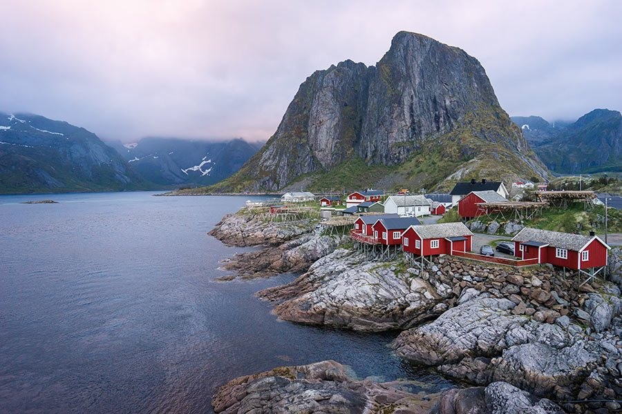 Ultimate Lofoten Islands Travel Guide: Essential Tips, Stays & Must-See Spots