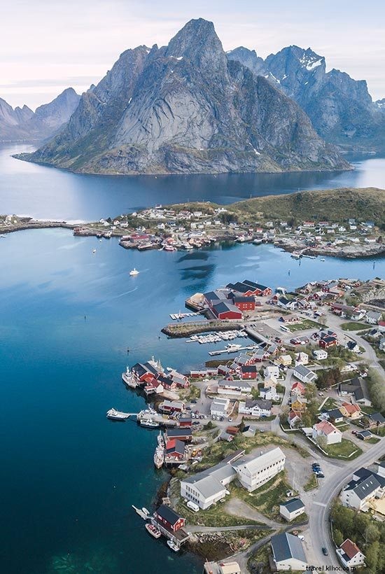 Ultimate Lofoten Islands Travel Guide: Essential Tips, Stays & Must-See Spots